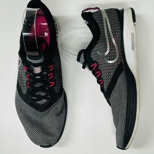 Nike Zoom Strike Women’s Running Shoes ~ Size 9.5